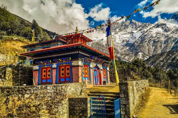 Nepal Tour Package: Explore the Best of Kathmandu, Chitwan, and Pokhara