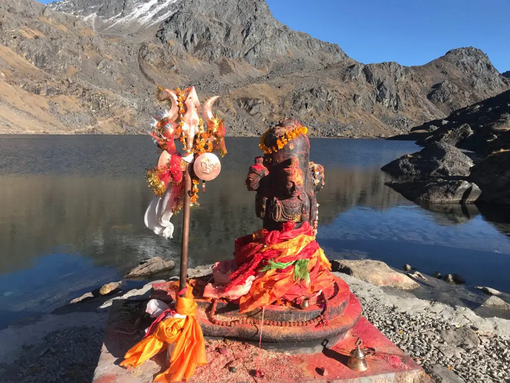 Nepal’s Janai Purnima Festival: Rituals, Gosaikunda Lake &amp; Shaman Practices Explained